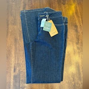 NWT! LL Bean Favorite Fit True Shape Bootcut, sz 2
